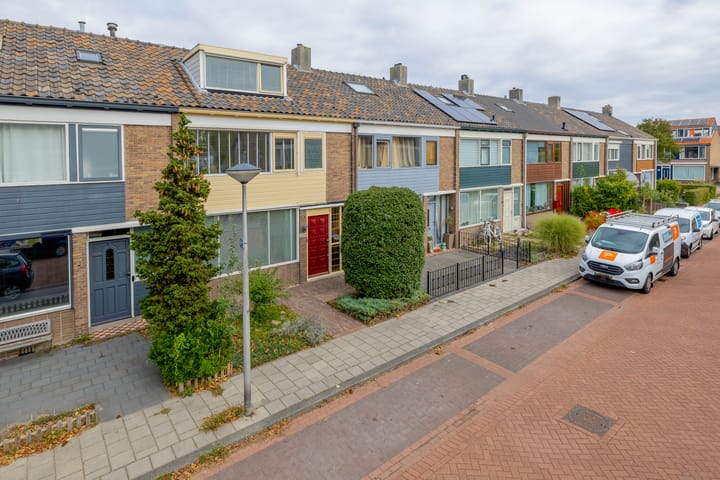 Photo of property A.M. de Jongstraat 38, Spijkenisse