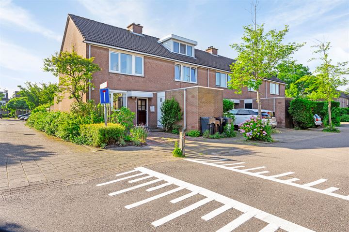 Aafje Heynislaan 10 in Oegstgeest