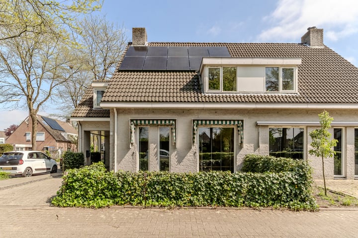 Aagje Dekenpad 1 in Goirle