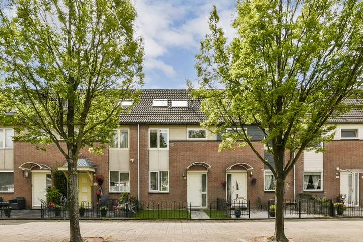 Photo of property Aagtdorperpad 7, Amsterdam