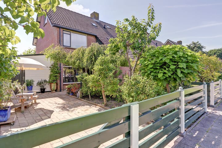 Photo of property Aak 45, Wieringerwerf