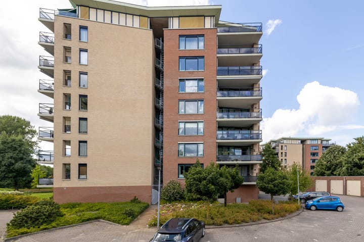 Photo of property Aalderinkshof 98, Almelo