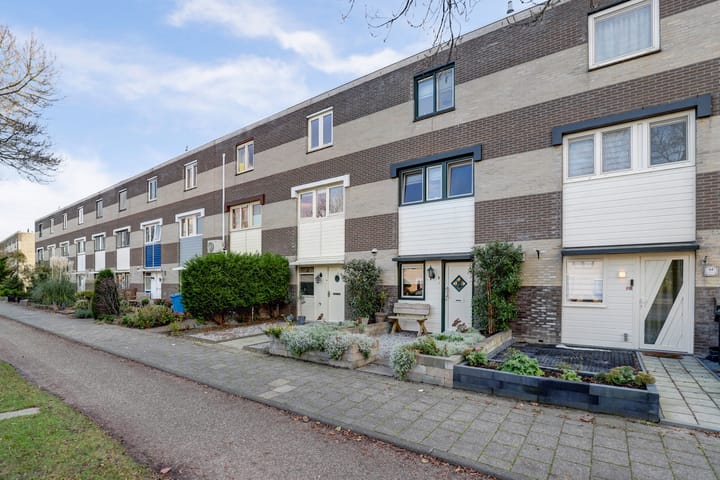 Photo of property Aalhorst 66, Alphen aan den Rijn
