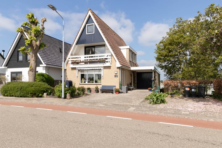 Aalsmeerderdijk 513 in Rijsenhout