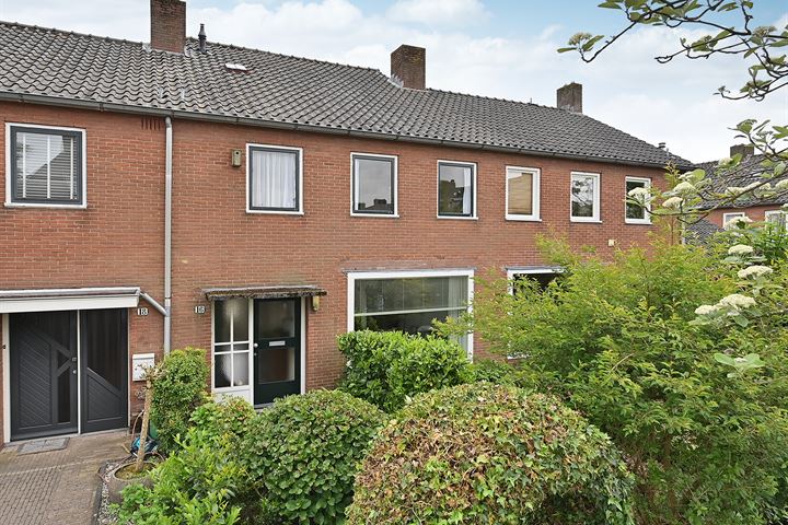 Aaltje Noordewierlaan 16 in Bussum