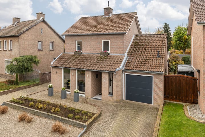 Aan de Gellik 6 in Elsloo foto