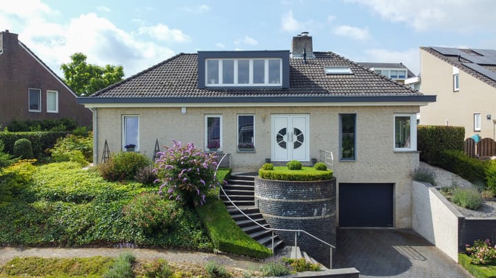 Aardaker 11 in Gulpen
