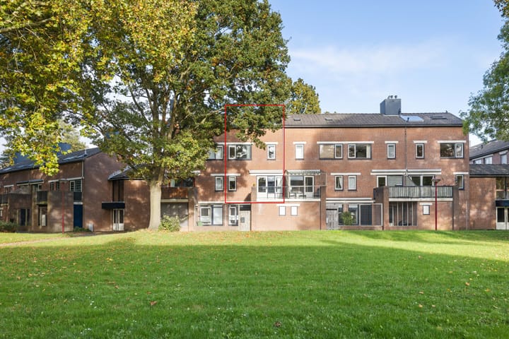 Photo of property Aardbeigaarde 25, Nieuwegein