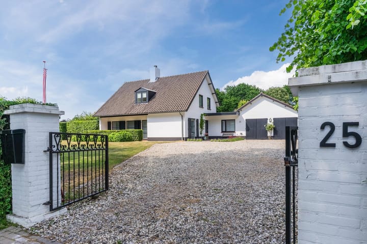Aardborstweg 25 in Mierlo