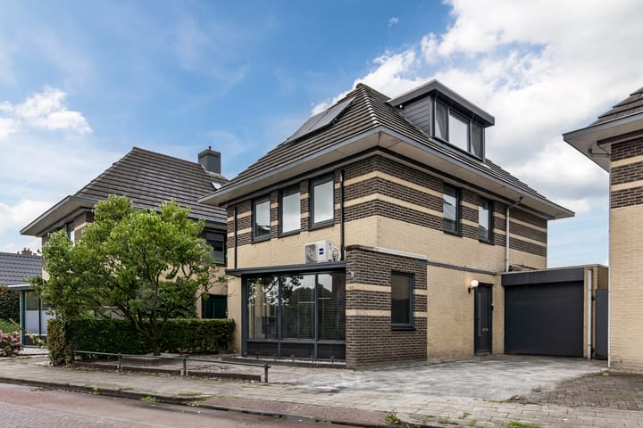 Aardenburg 38 in Hoogeveen