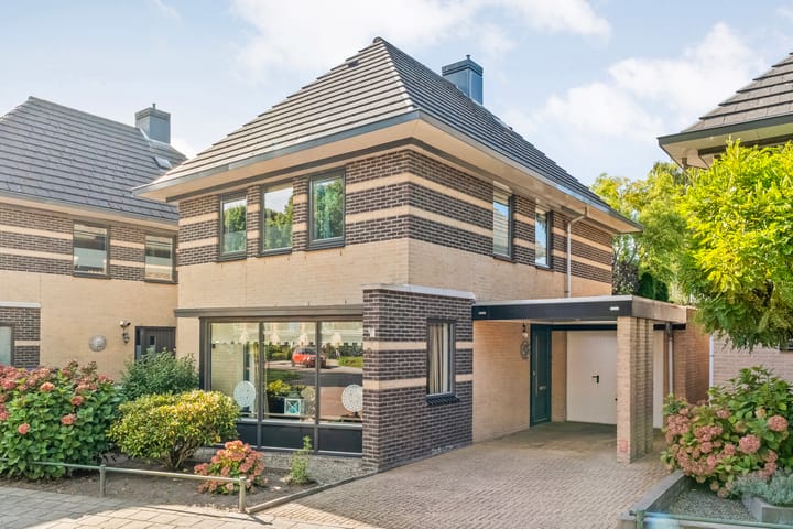 Aardenburg 6 in Hoogeveen