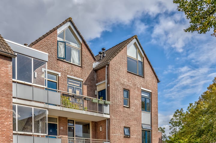 Photo of property Aarhuispad 45, Rotterdam