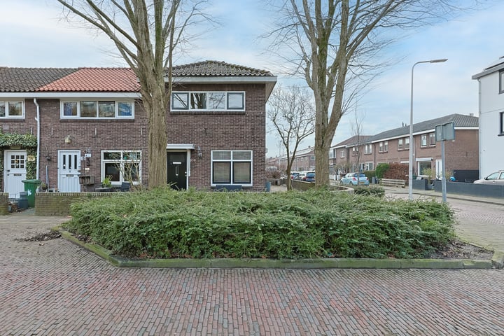 Aarkade 74 in Alphen aan den Rijn