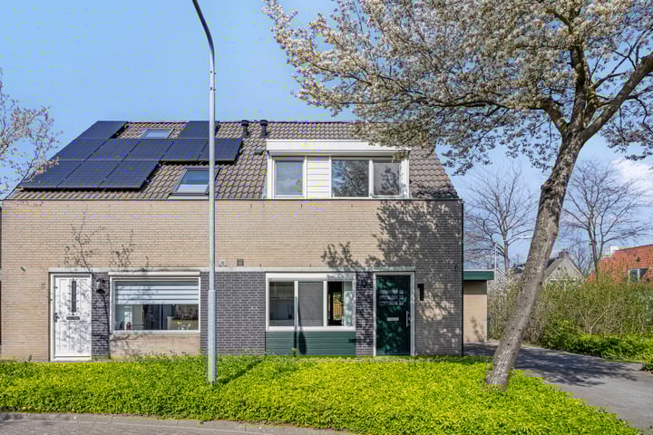 Photo of property Aarnout Drostdreef 1, Goirle