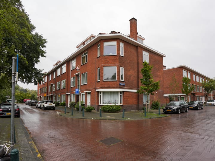 Aarnout Drostlaan 61 in 's-Gravenhage foto
