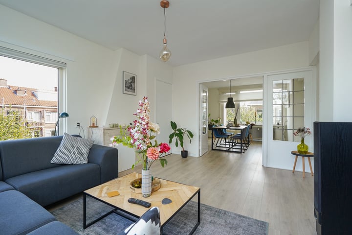 Aart van der Leeuwkade 44 in Voorburg