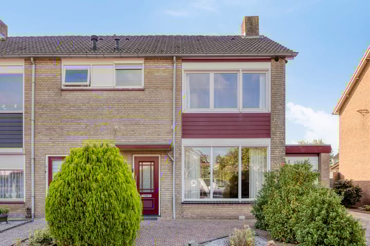 Aart van Osstraat 9 in Zuilichem