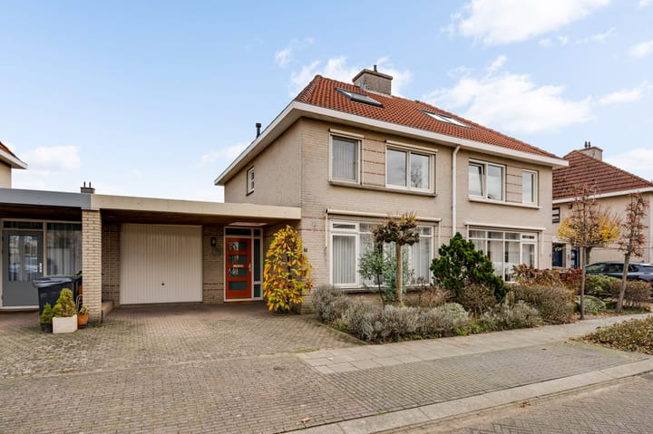 Photo of property Abdis Clementinastraat 7, Roermond