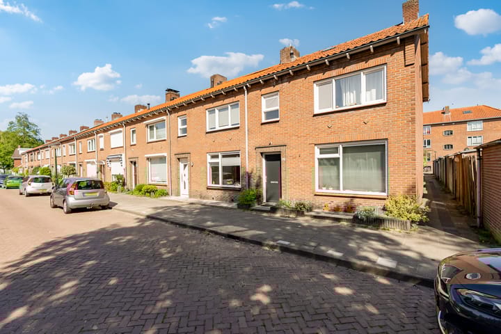 Photo of property Abraham Bloemaertstraat 20, 's-Hertogenbosch