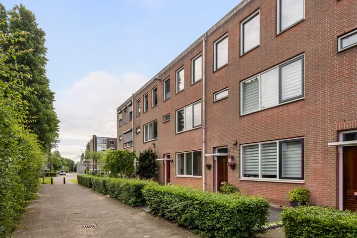Abraham Maatstraat 12 in Vlaardingen