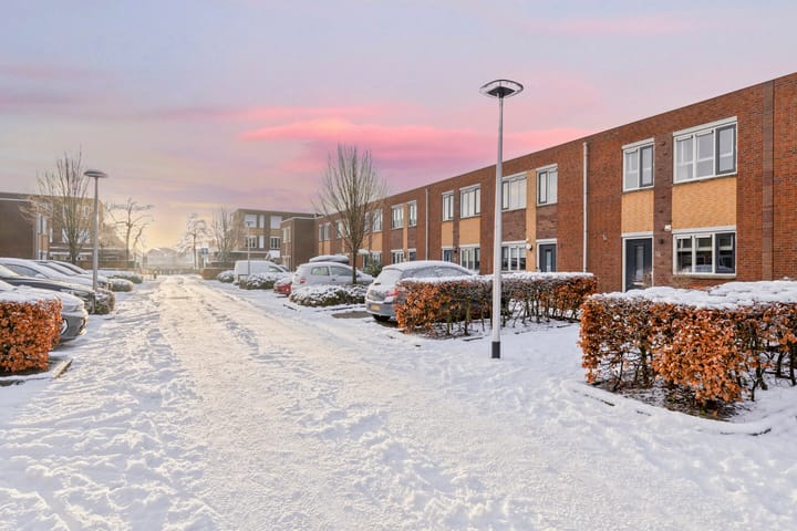 Abraham van Lindenstraat 16 in Voorhout