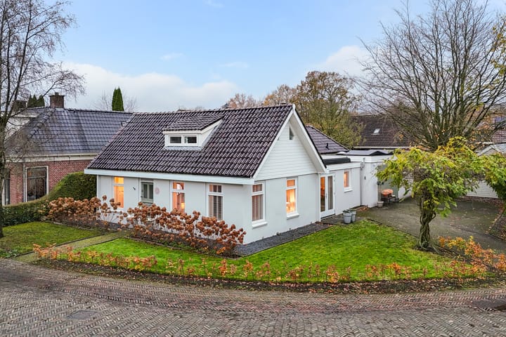 Foto van woning Abrahamsplein 4, Augustinusga