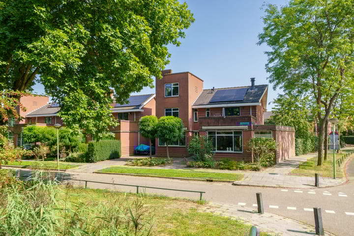 Abrikozenhof 1 in Almere