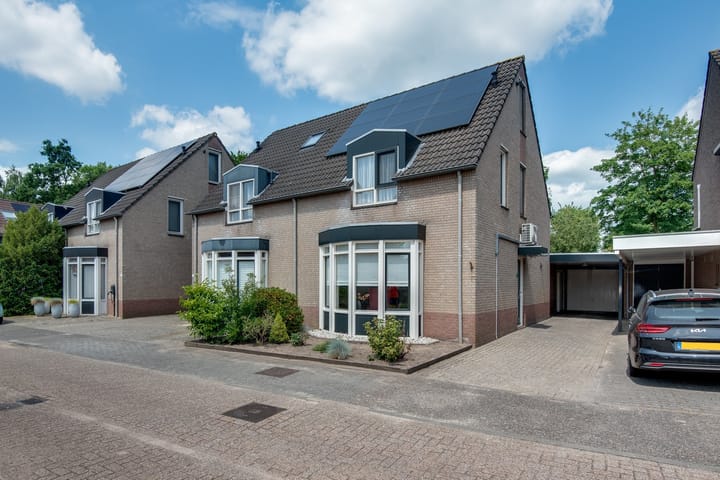 Abt van de Venstraat 22 in Heeswijk-Dinther
