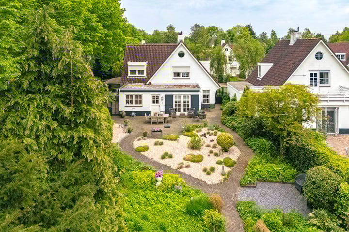 Abtspoelhof 11 in Oegstgeest