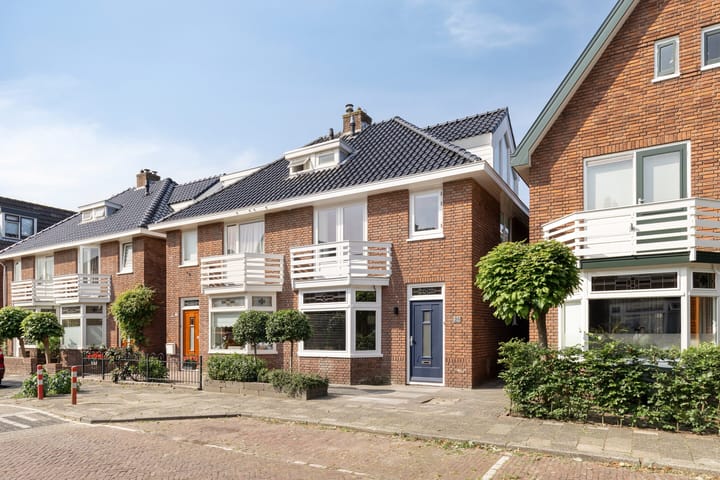 Acacialaan 25 in Beverwijk