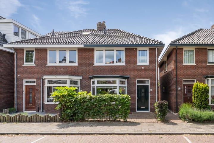Acacialaan 59 in Beverwijk
