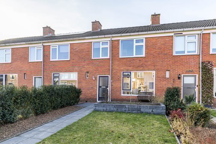 Acacialaan 6 in Marum