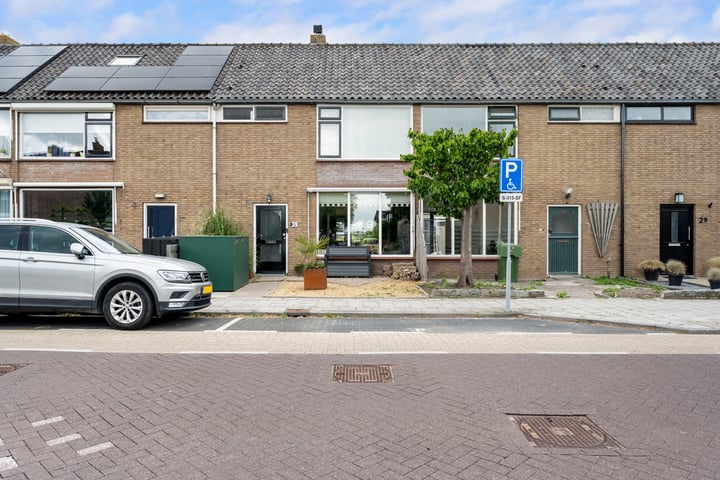 Acaciastraat 25 in Oud-Beijerland