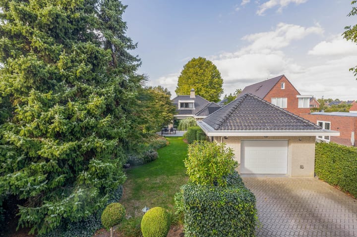 Photo of property Achter de Hoven 10, Sprang-Capelle