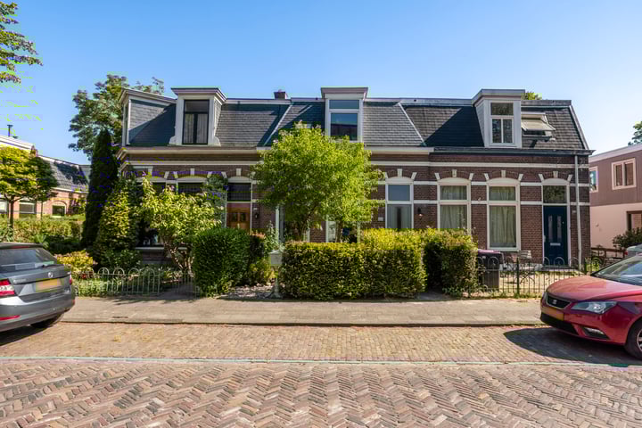 Achter de Hoven 121 in Leeuwarden