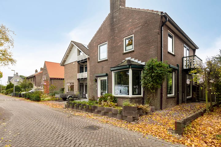 Achter de Hoven 17 in Deventer foto