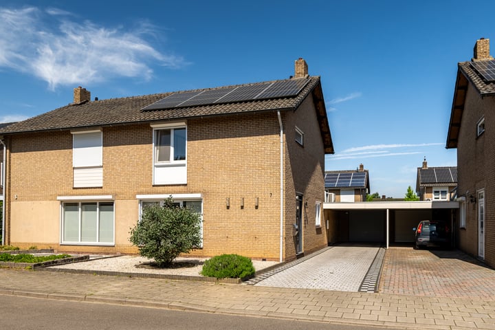 Photo of property Achter de Hoven 7, Linne