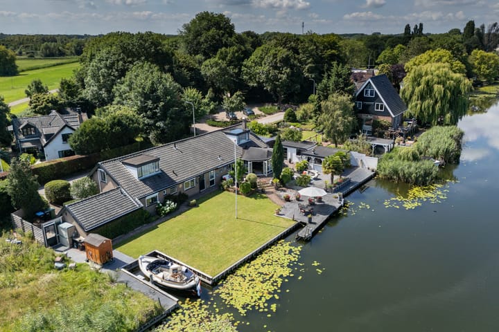Achterambachtseweg 9 in Hendrik-Ido-Ambacht