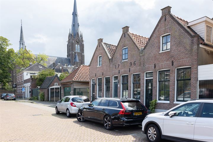 Achterherengracht 5 in Weesp