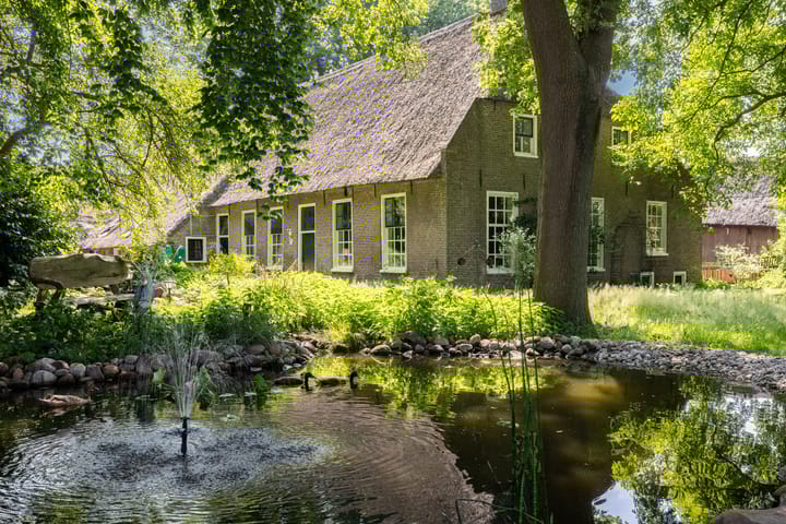 Photo of property Achterste Erm 2, Erm