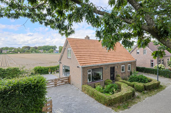 Photo of property Achterstraat 15, Den Hout