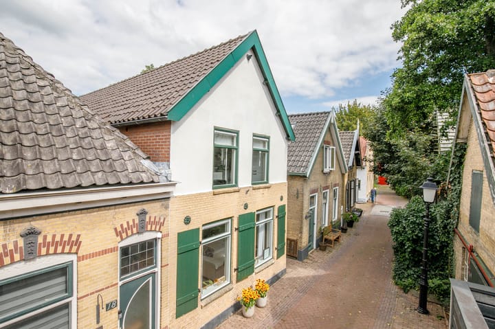 Photo of property Achterstraat 16, Lekkerkerk