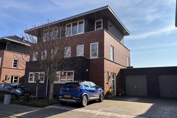 Achterveld 20 in Vinkeveen