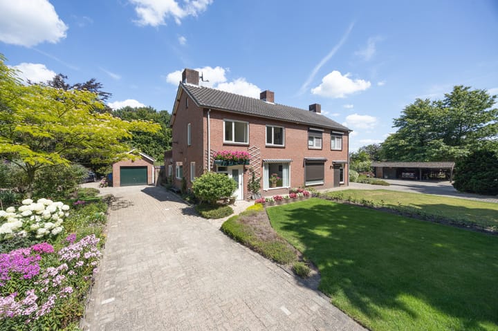 Achtmaalsebaan 29 in Schijf Foto