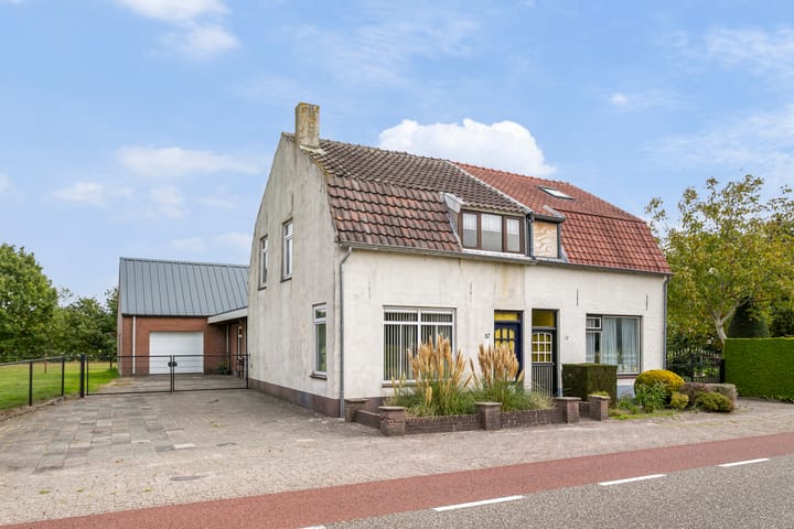 Achtmaalsebaan 57 in Schijf