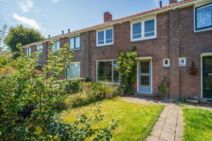 Photo of property Ada van Hollandstraat 20, Den Burg