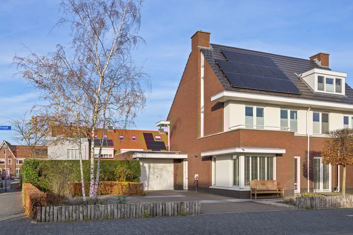 Adagiostraat 2 in Rosmalen