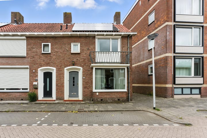 Adama van Scheltemastraat 28 in Sliedrecht