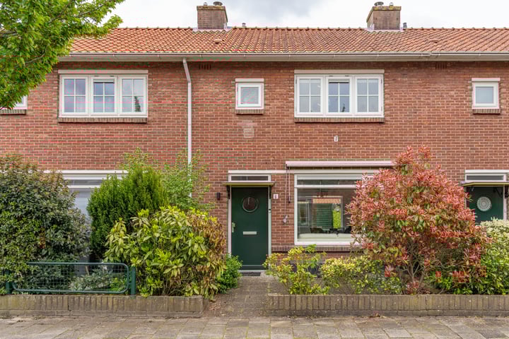 Adelaarstraat 8 in Hilversum