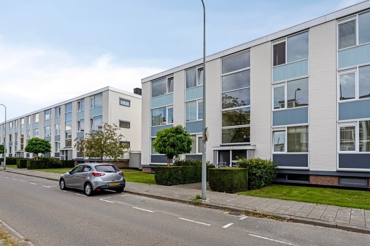 Photo of property Adelbert van Scharnlaan S 5, Maastricht